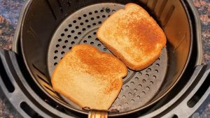 toast in air fryer