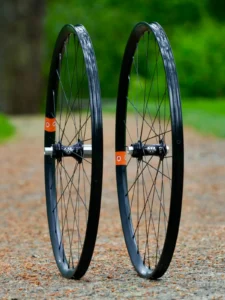 can you put 700c wheels on a gravel bike