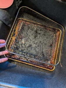 how to clean carbonized grease from wire air fry oven baskets